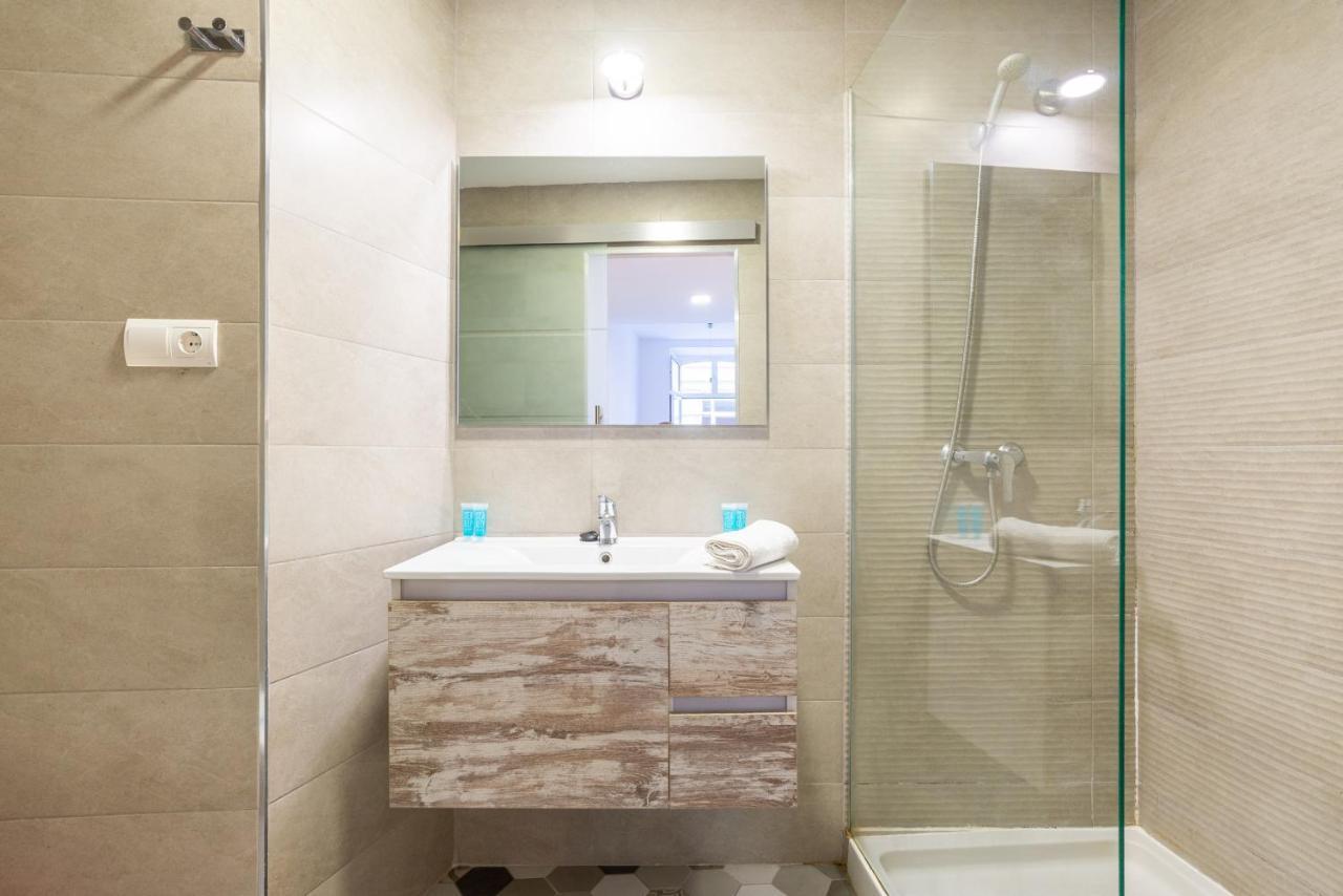 Urbe10 Plaza De La Constucion Premium Loft Lägenhet Málaga Exteriör bild