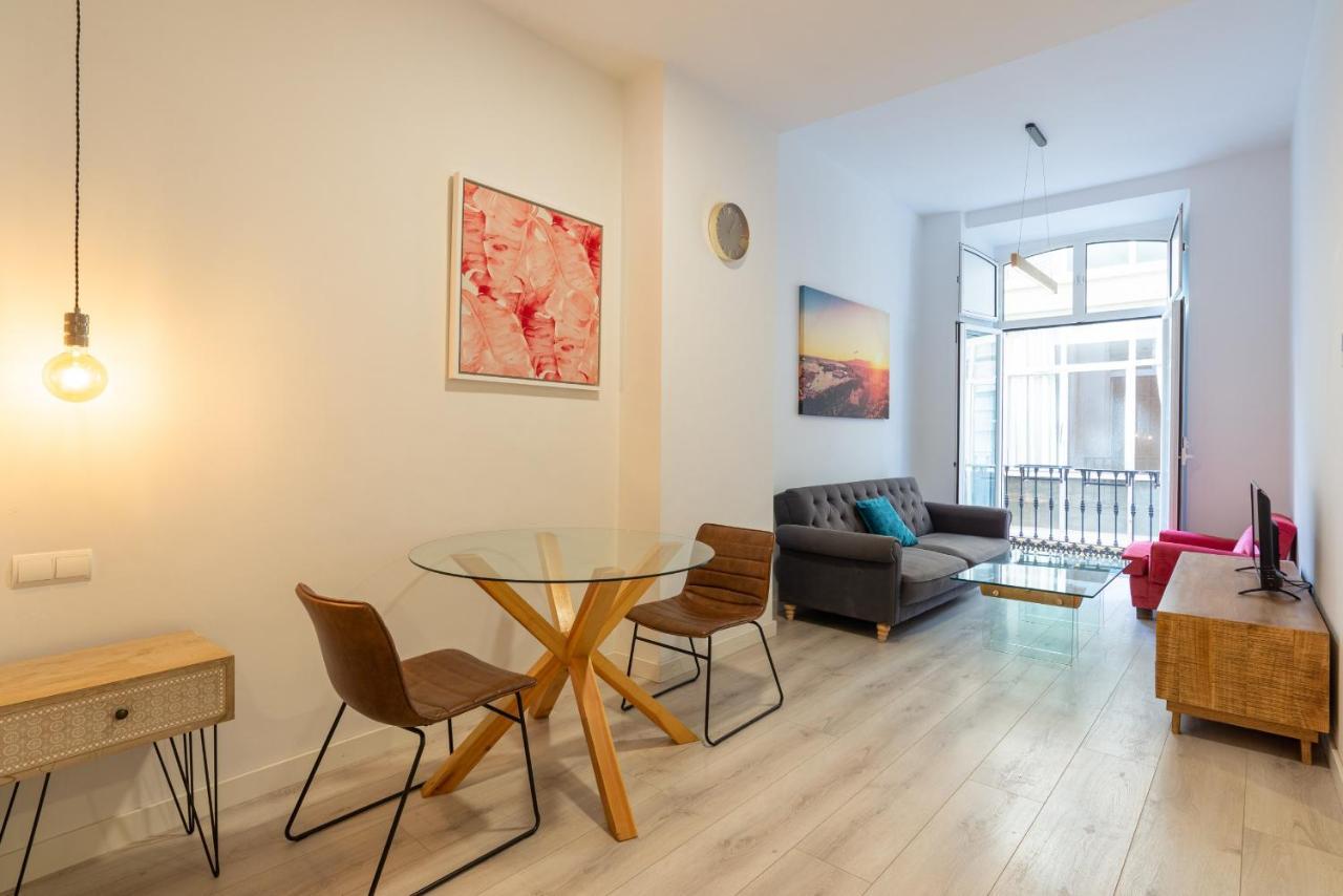 Urbe10 Plaza De La Constucion Premium Loft Lägenhet Málaga Exteriör bild